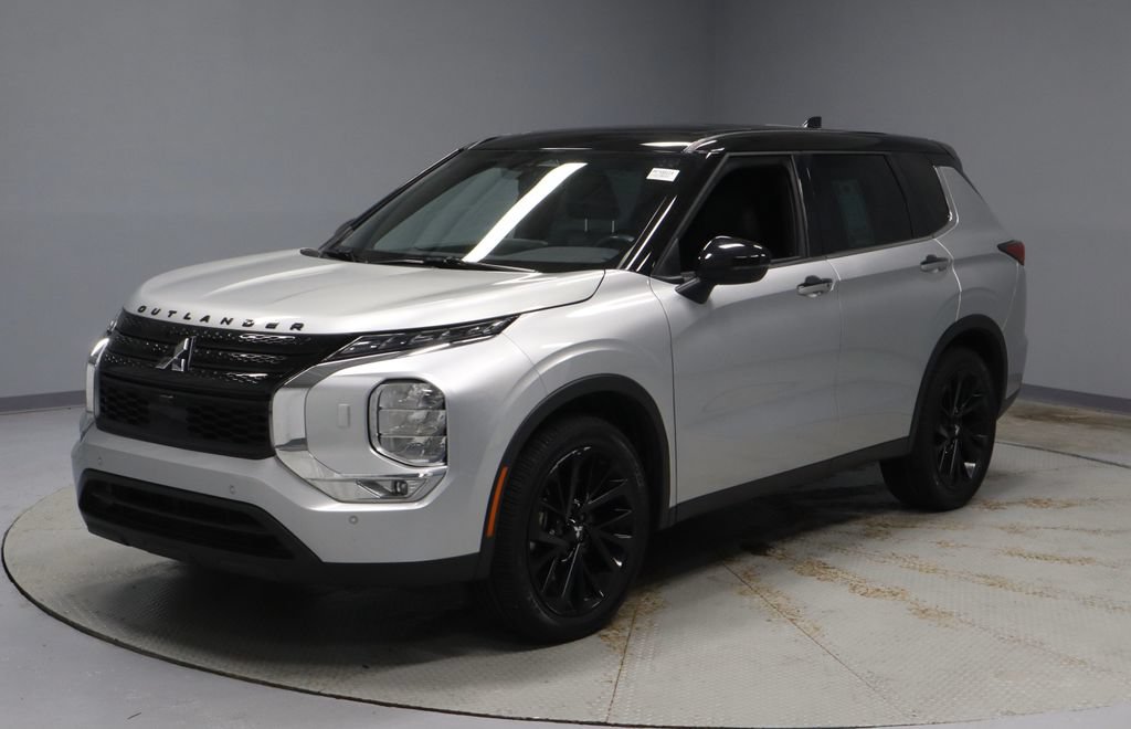 Used 2023 Mitsubishi Outlander SEL Black Edition AWD/4WD image 8