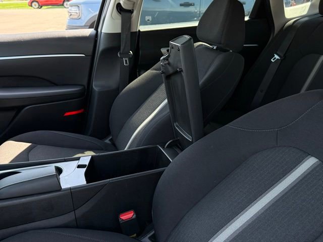 Used 2025 Hyundai Sonata SEL AWD/4WD image 38