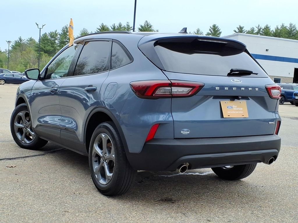 Certified 2025 Ford Escape ST-Line AWD/4WD image 6