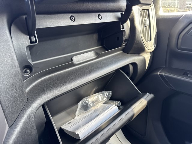 Used 2021 Chevrolet Silverado 1500 Custom image 25