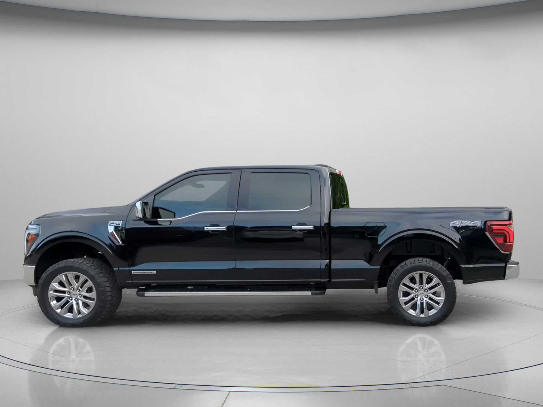 Certified 2025 Ford F150 Lariat w/ Equipment Group 502A High AWD/4WD image 9