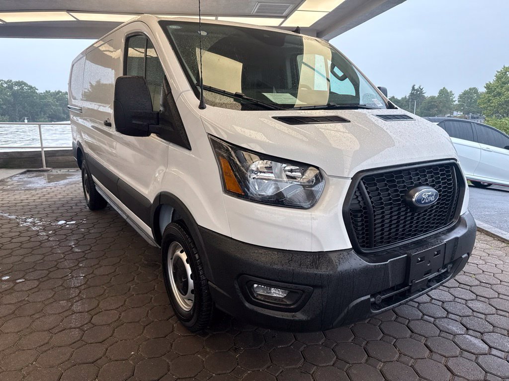 Certified 2024 Ford Transit 350 Low Roof RWD image 4