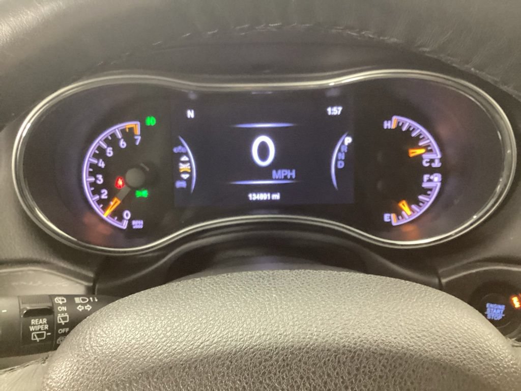 Used 2018 Jeep Grand Cherokee Altitude AWD/4WD image 18