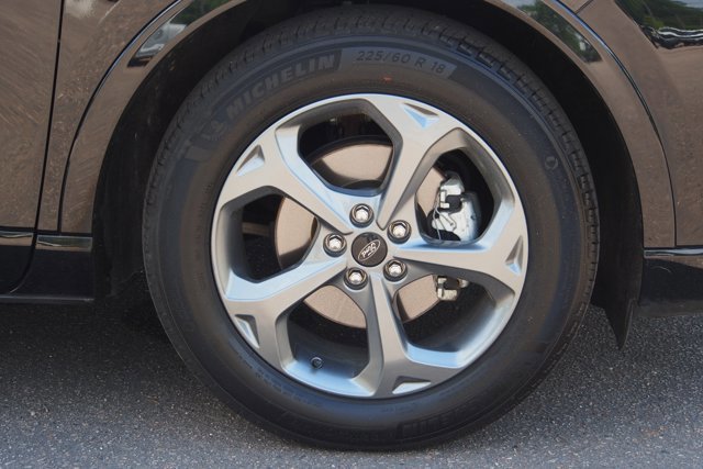 Certified 2023 Ford Escape ST-Line w/ Tech Pack #1 FWD image 9