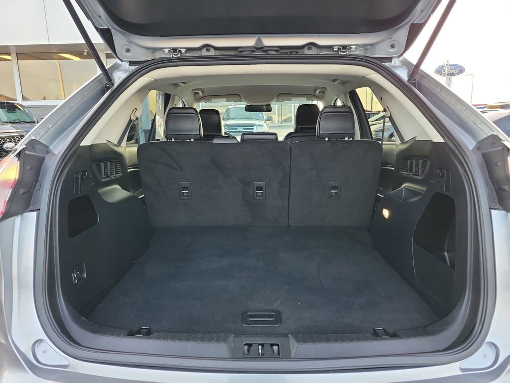 Certified 2024 Ford Edge SEL image 10