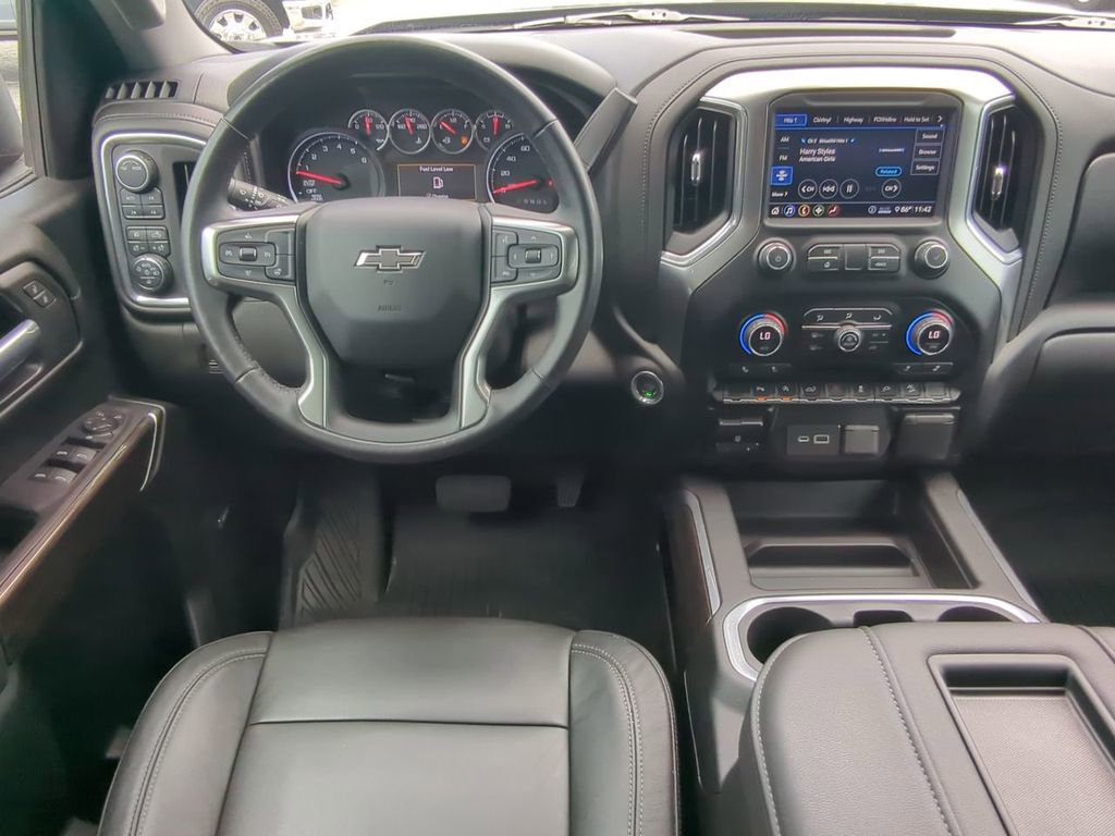 Used 2020 Chevrolet Silverado 1500 LT Trail Boss AWD/4WD image 14