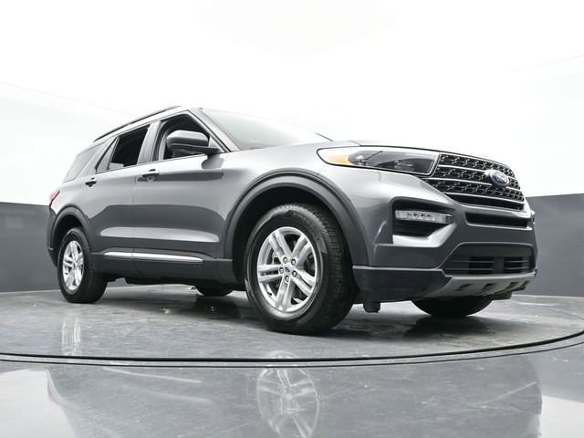 Certified 2022 Ford Explorer XLT w/ Equipment Group 202A image 31