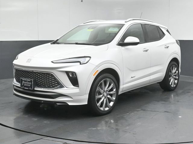 Used 2024 Buick Encore GX Avenir w/ Avenir Convenience Package AWD/4WD image 3