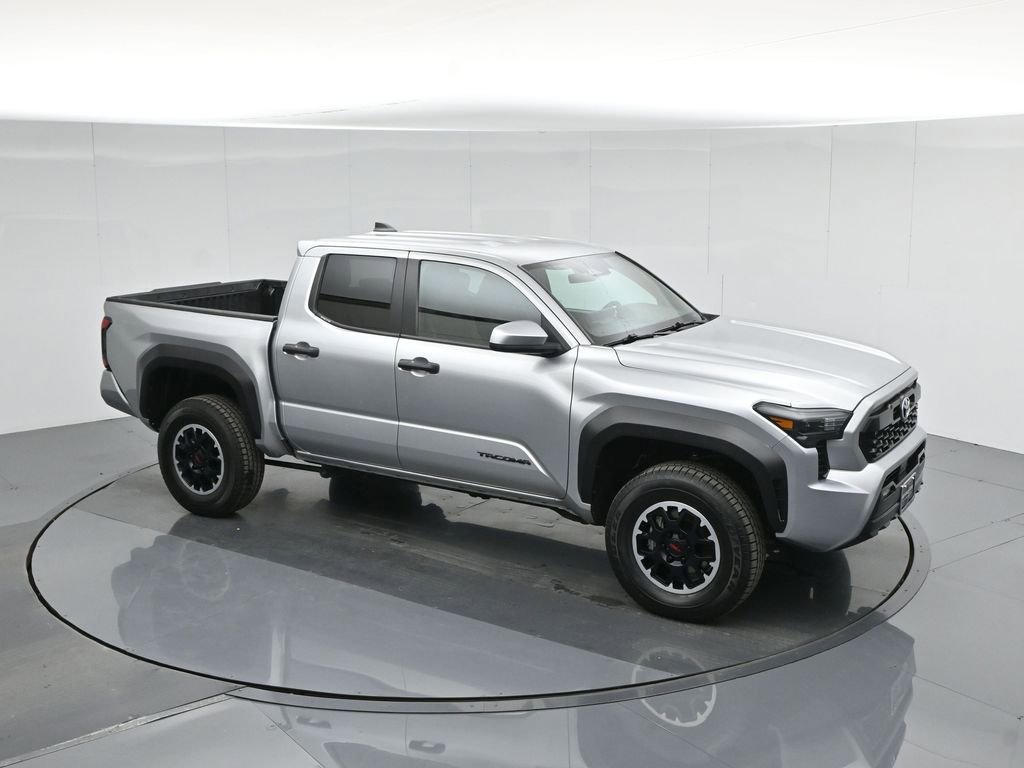 Used 2024 Toyota Tacoma TRD Off-Road image 43