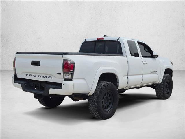 Used 2018 Toyota Tacoma TRD Sport w/ Technology Package AWD/4WD image 5