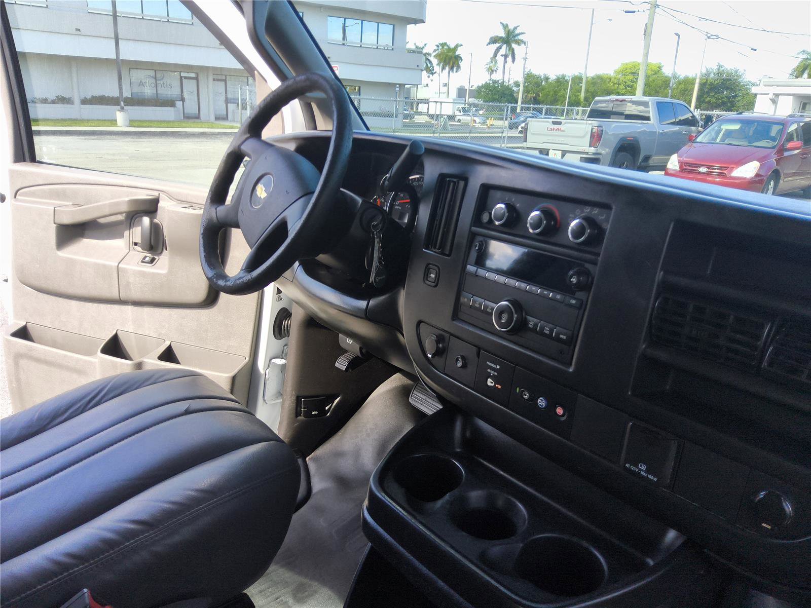 Used 2020 Chevrolet Express 2500 Extended w/ Driver Convenience Package RWD image 21