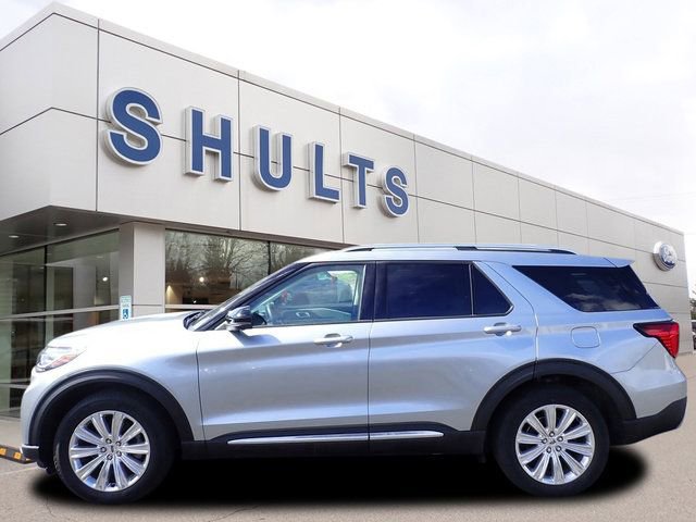 Certified 2025 Ford Explorer Platinum w/ LUX Leather Package AWD/4WD image 2