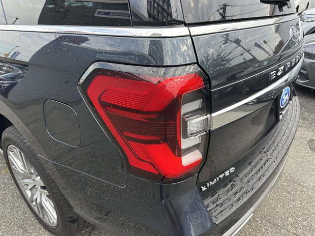 Certified 2023 Ford Expedition Limited AWD/4WD image 38
