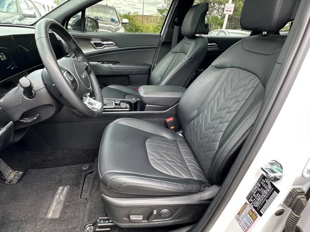 Used 2025 Kia Sportage X-Line w/ Premium Package AWD/4WD image 16