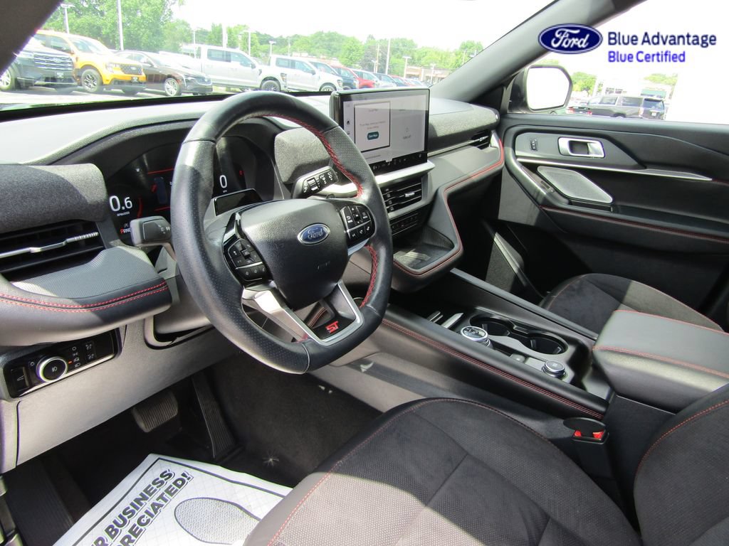 Certified 2025 Ford Explorer ST AWD/4WD image 15