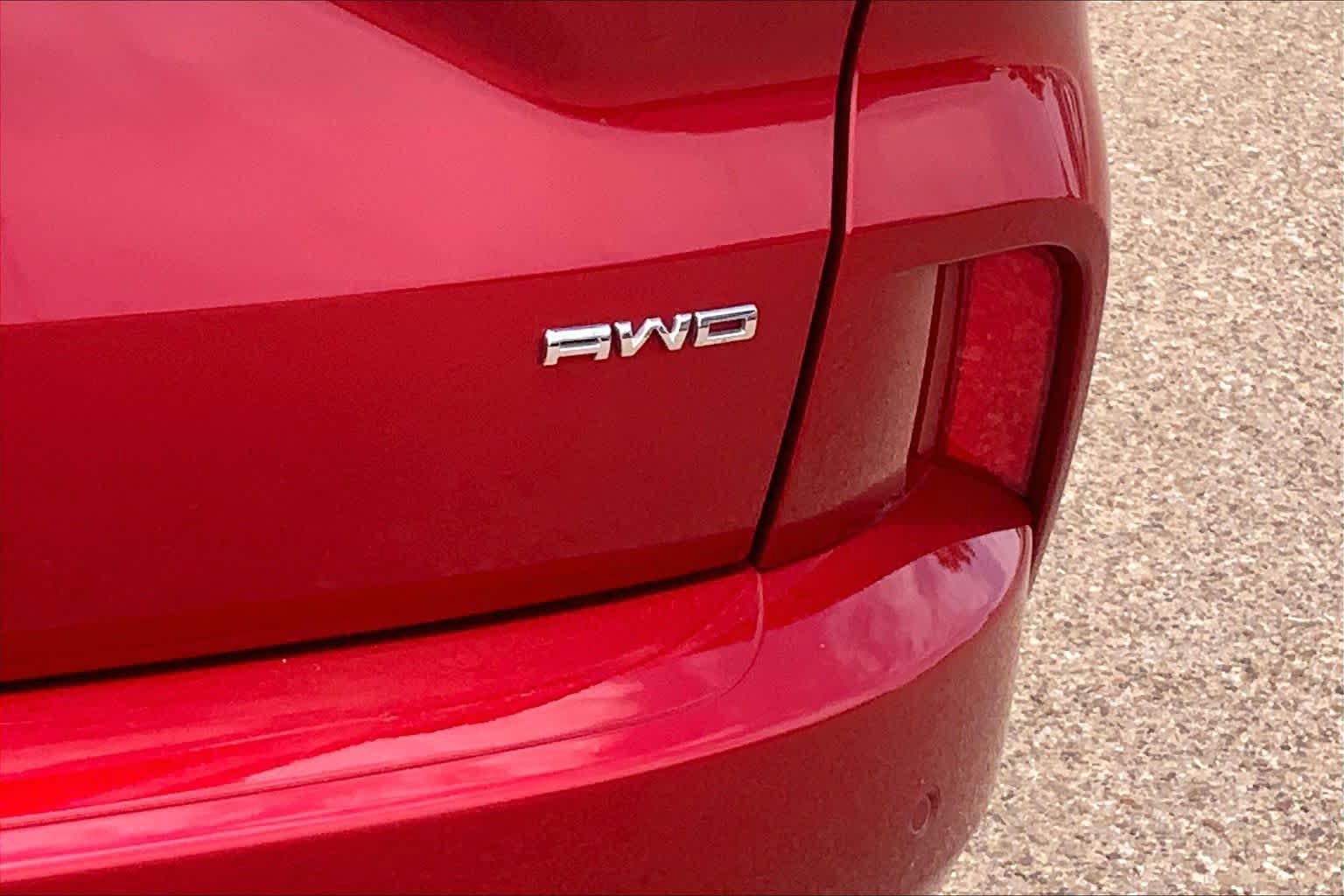 Certified 2024 Ford Escape ST-Line w/ Tech Pack #1 AWD/4WD image 10