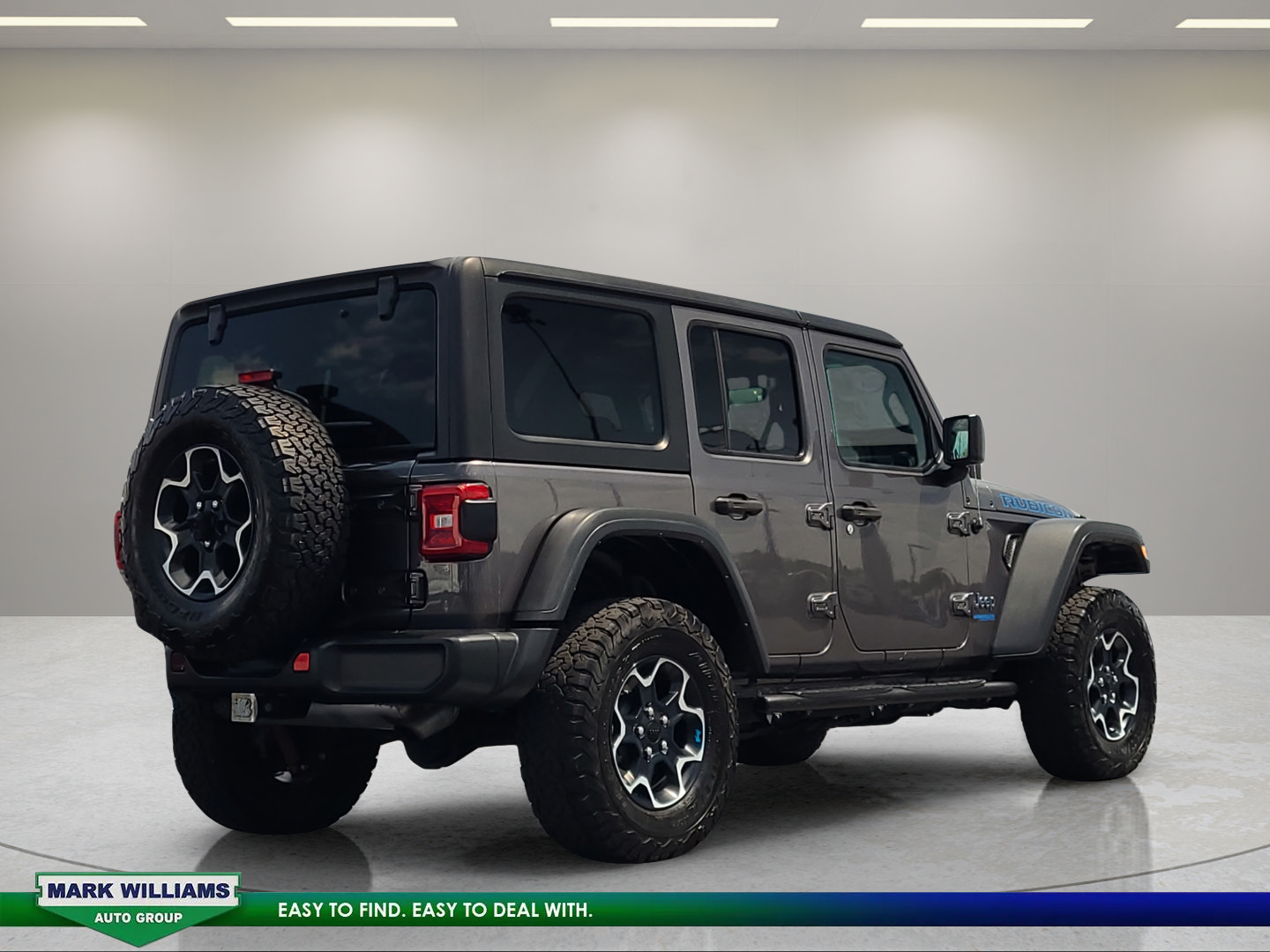 Used 2022 Jeep Wrangler Unlimited Rubicon 4xe AWD/4WD image 4