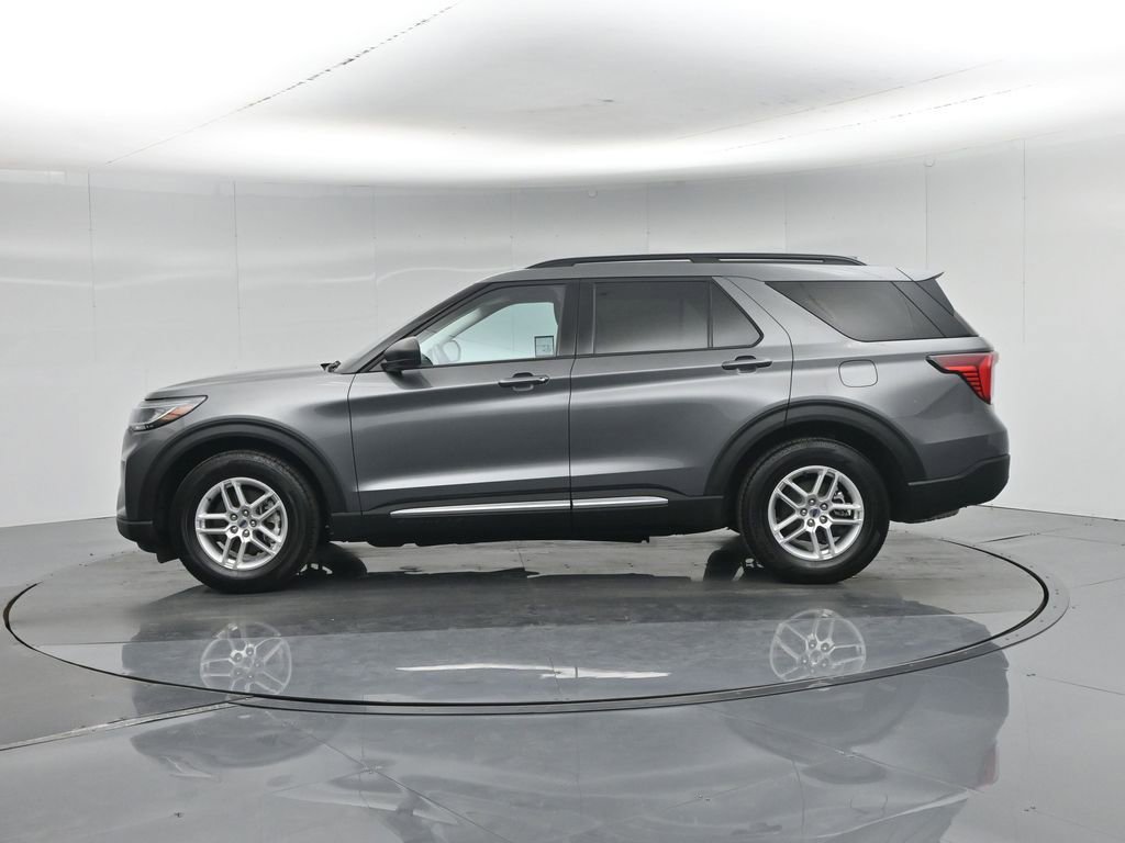 Certified 2025 Ford Explorer Active RWD image 33