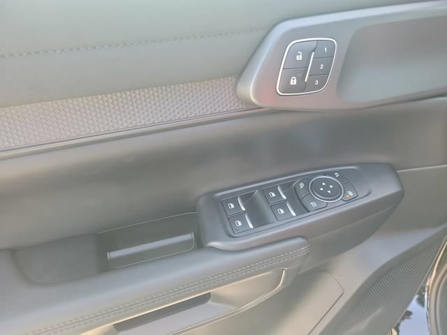 Certified 2025 Ford Ranger Raptor AWD/4WD image 16