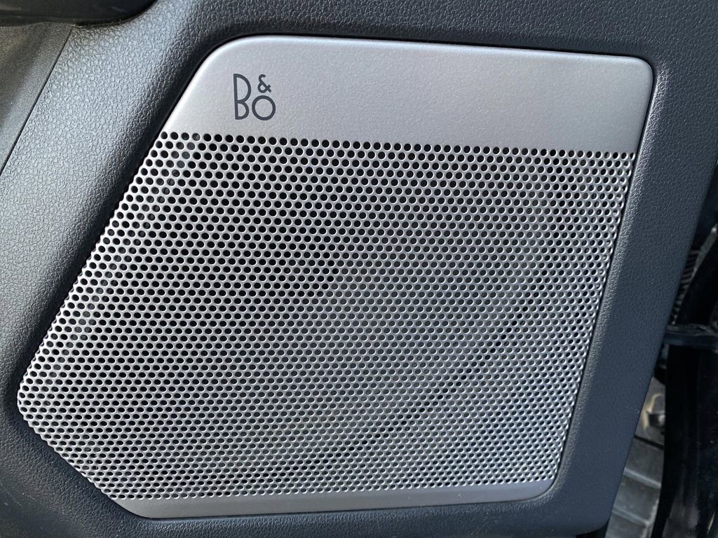 Certified 2023 Ford F150 Lariat w/ Equipment Group 502A High image 29