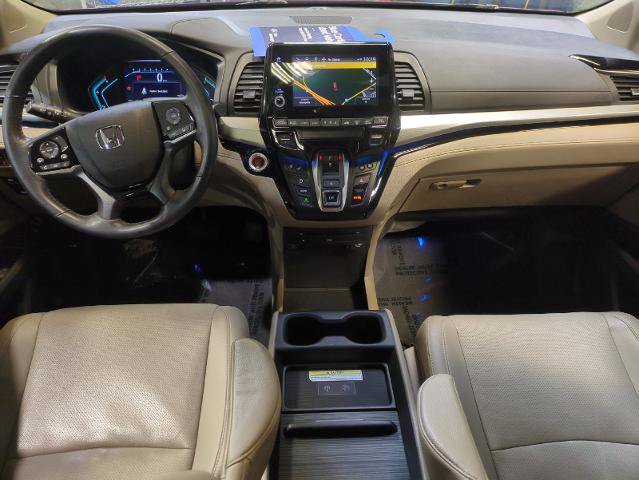 Used 2018 Honda Odyssey Elite image 12