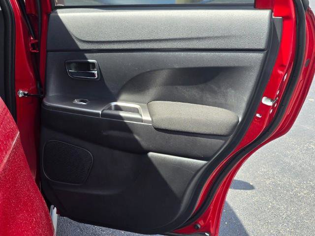 Used 2021 Mitsubishi Outlander Sport SE AWD/4WD image 9