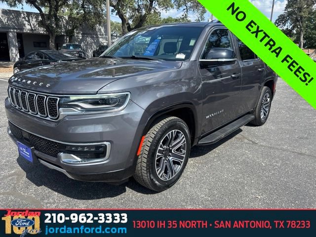 Used 2024 Jeep Wagoneer Series II w/ Flexible Seating Group RWD image 3