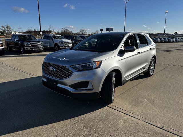 Certified 2023 Ford Edge SEL image 4