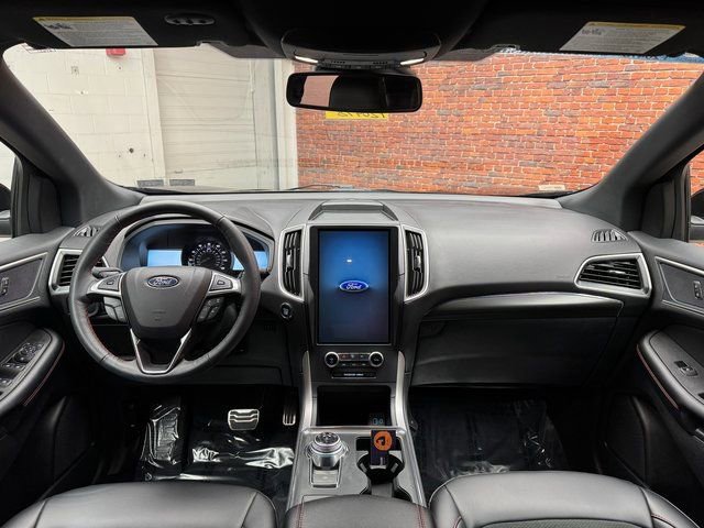 Certified 2024 Ford Edge ST-Line image 13