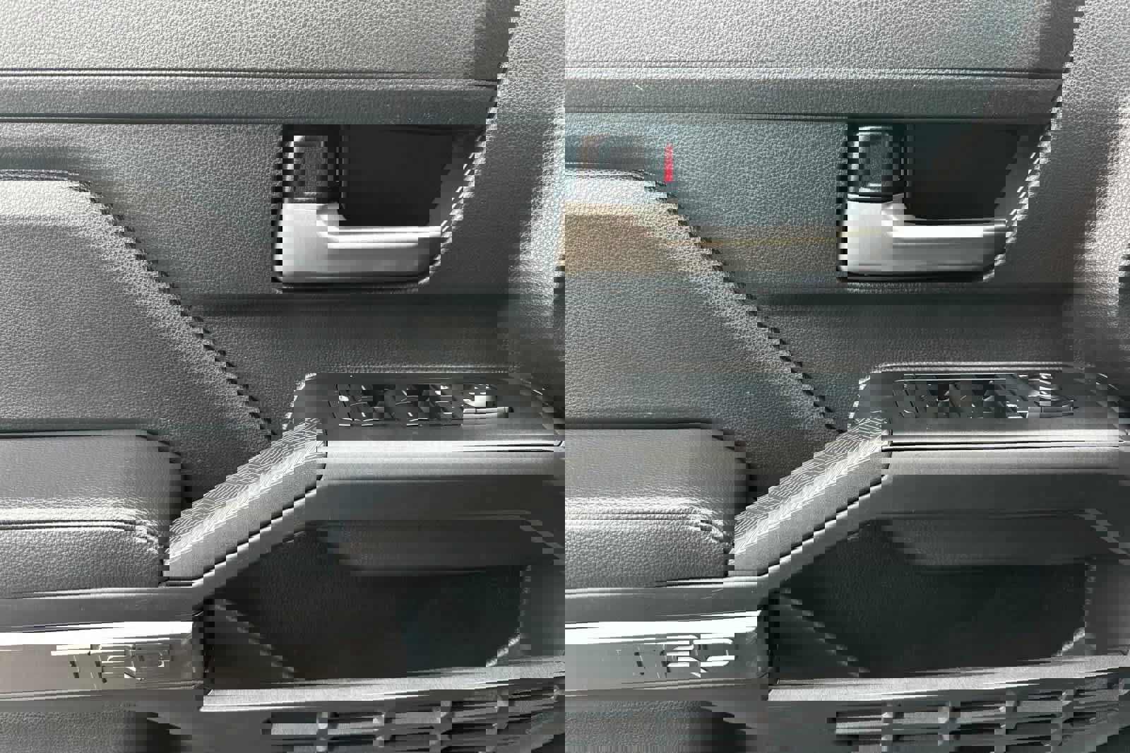 Used 2024 Toyota Tacoma TRD Sport image 12