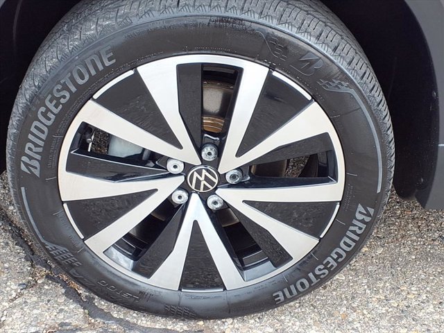 Used 2022 Volkswagen Taos SE image 26