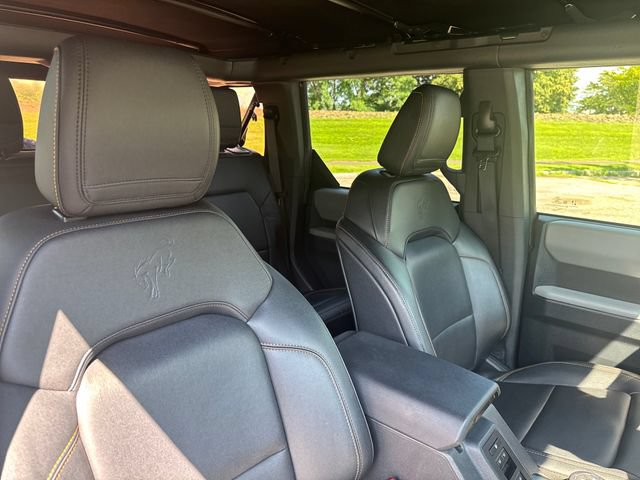 Certified 2022 Ford Bronco Badlands w/ Sasquatch Package AWD/4WD image 36