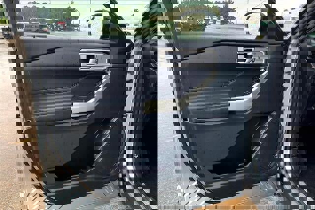 Certified 2023 Ford Explorer Limited image 29