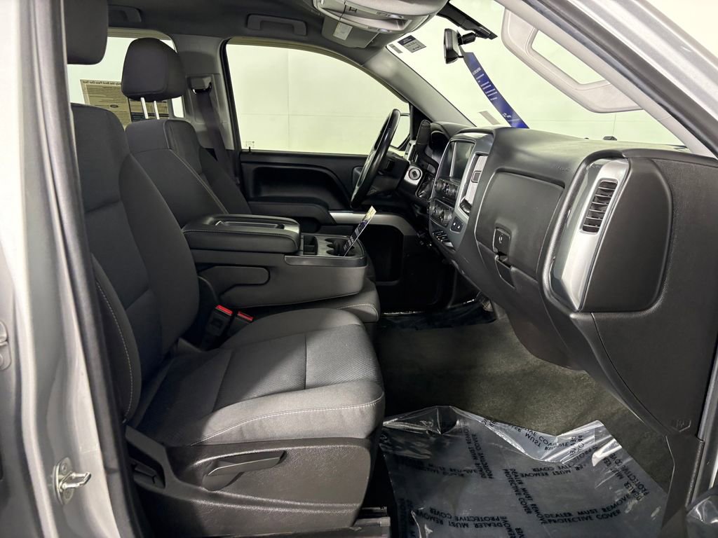 Used 2017 Chevrolet Silverado 1500 LT w/ All Star Edition AWD/4WD image 34