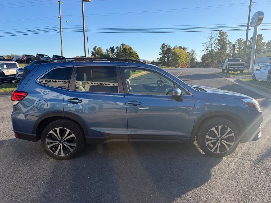 Used 2023 Subaru Forester Limited AWD/4WD image 6