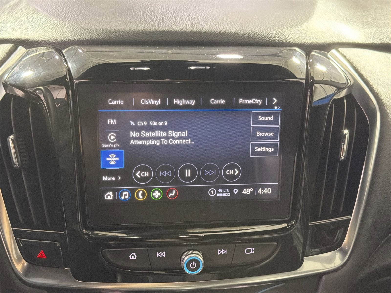 Used 2023 Chevrolet Traverse LT image 37