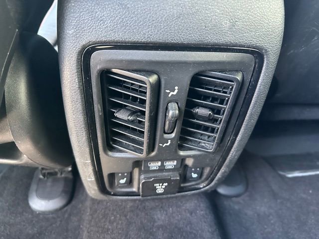 Used 2022 Dodge Durango R/T w/ Blacktop Package AWD/4WD image 16