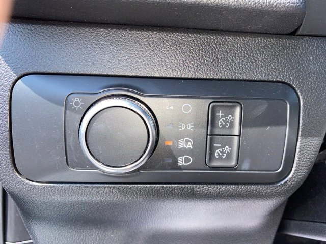 Certified 2022 Ford Escape SE w/ Cold Weather Package image 17