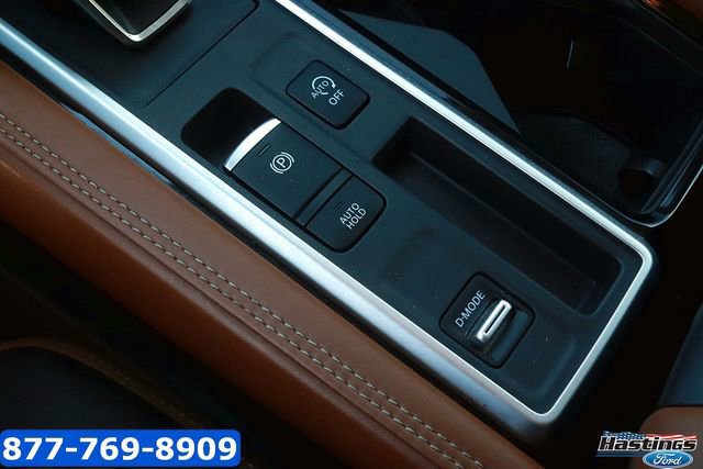 Used 2025 Nissan Pathfinder Platinum image 22