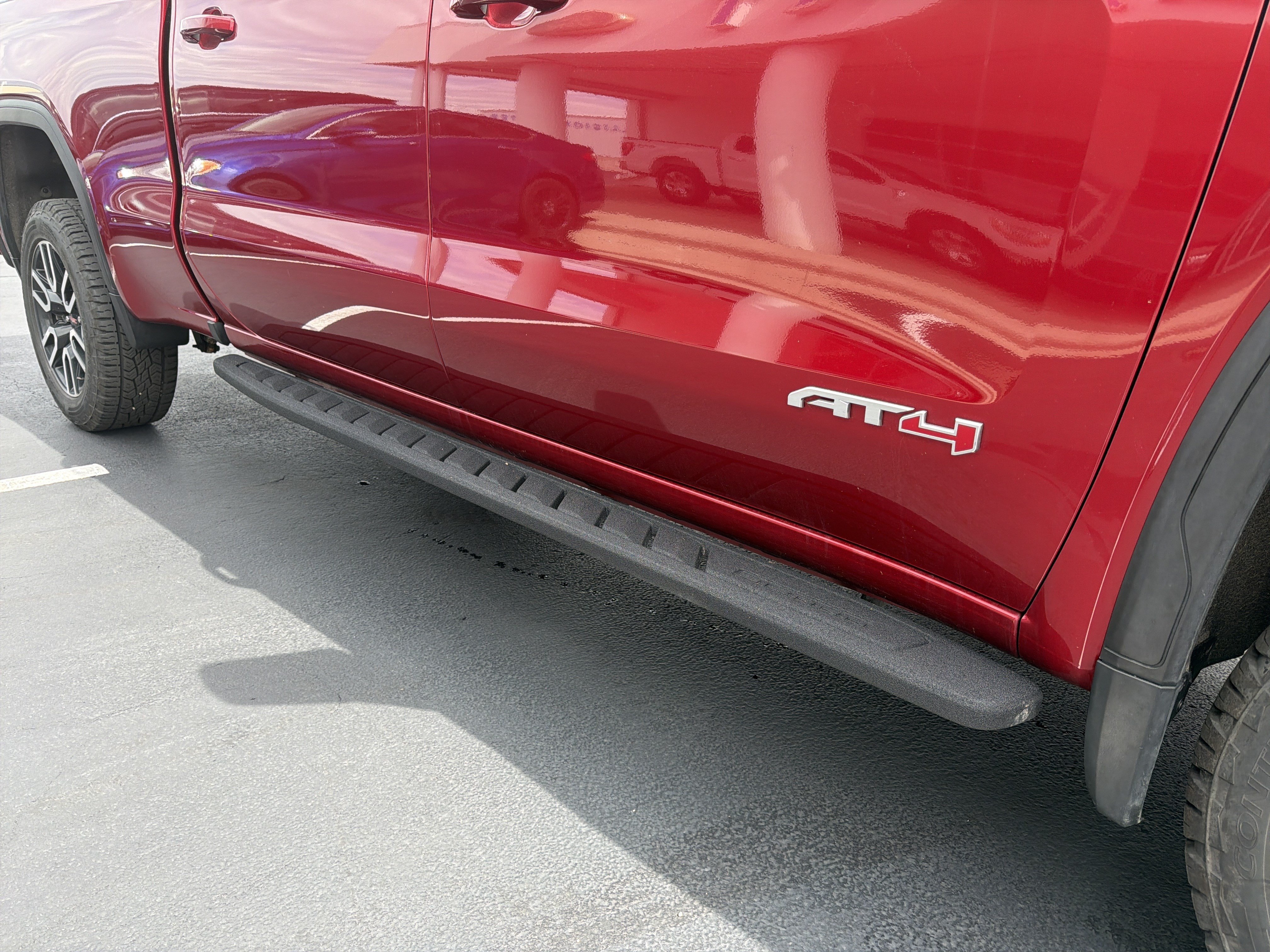 Used 2022 GMC Sierra 1500 AT4 AWD/4WD image 9