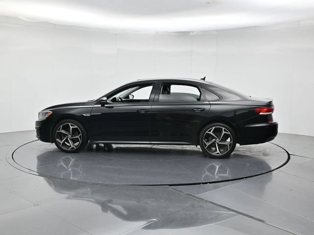 Used 2020 Volkswagen Passat 2.0T R-Line FWD image 7