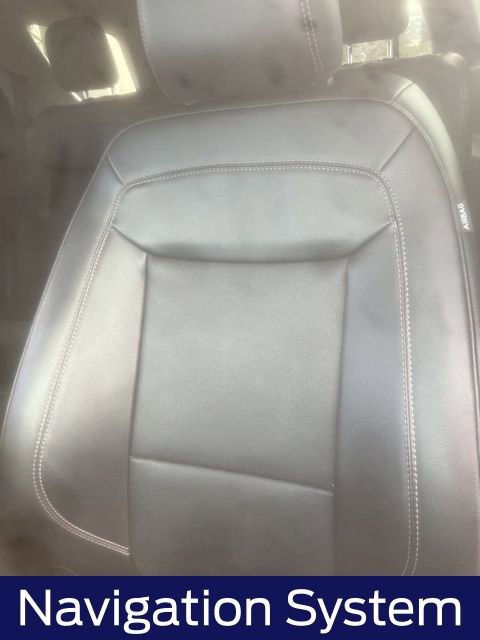Certified 2023 Ford Explorer Limited w/ Hybrid Equipment Group 310A AWD/4WD image 3