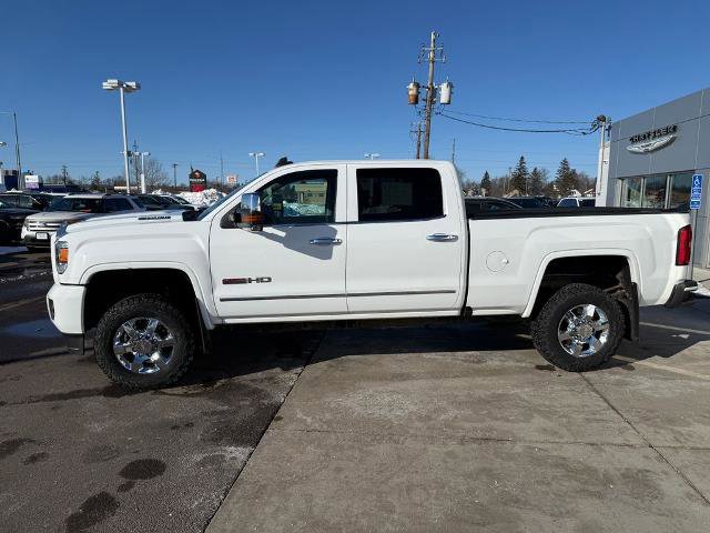 Used 2018 GMC Sierra 2500 SLT w/ Duramax Plus Package image 2