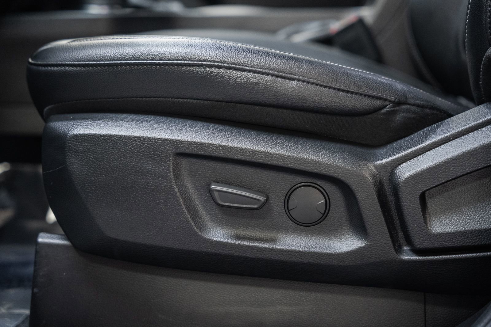 Certified 2019 Ford Ranger Lariat w/ Equipment Group 501A Mid image 44