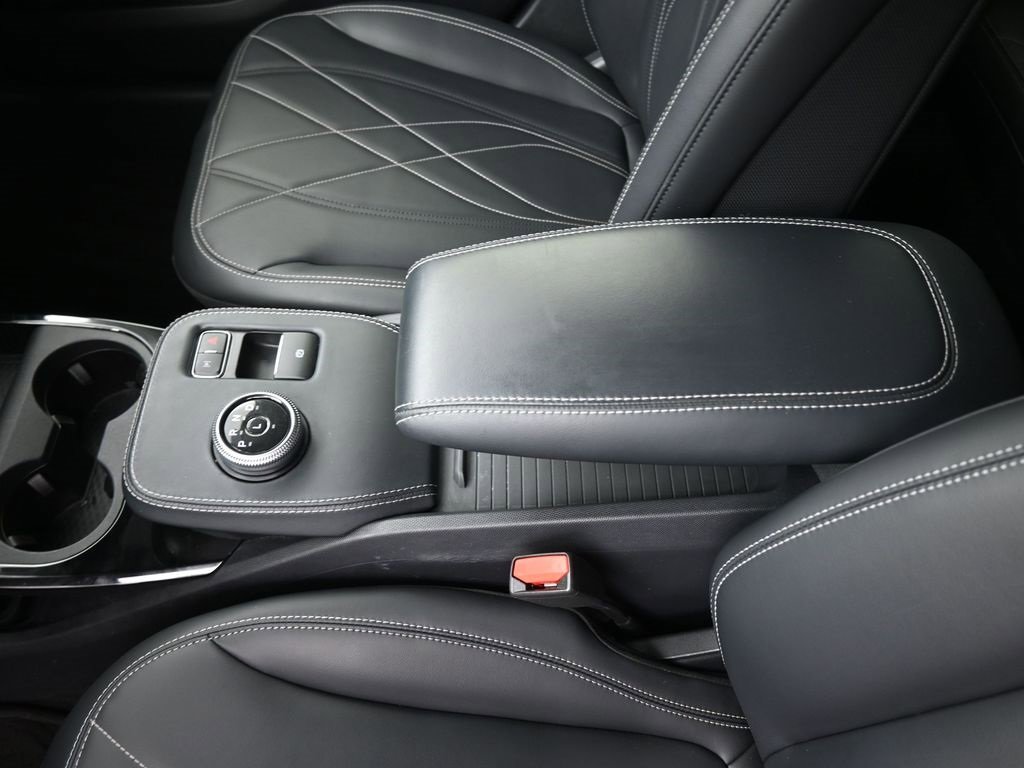 Certified 2021 Ford Mustang Mach-E Select w/ Comfort/Technology Package image 9