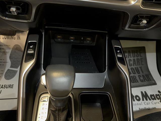 Used 2023 Kia Sorento S w/ Panoramic Sunroof Package AWD/4WD image 9