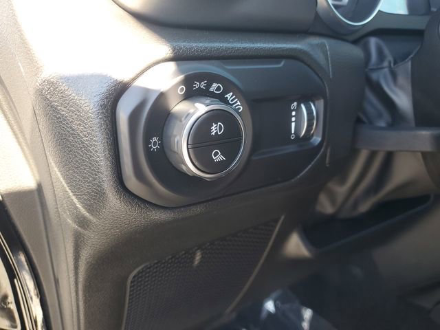 Used 2023 Jeep Gladiator Willys image 19