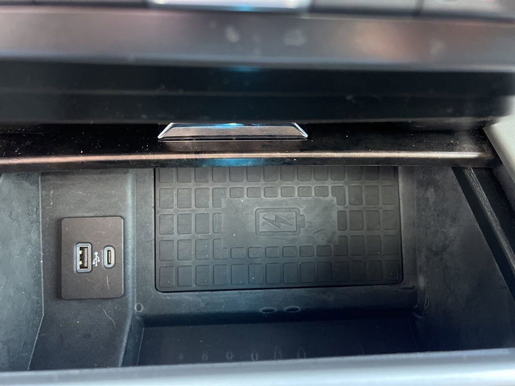 Certified 2022 Ford F250 Lariat w/ Tremor Off-Road Package image 28