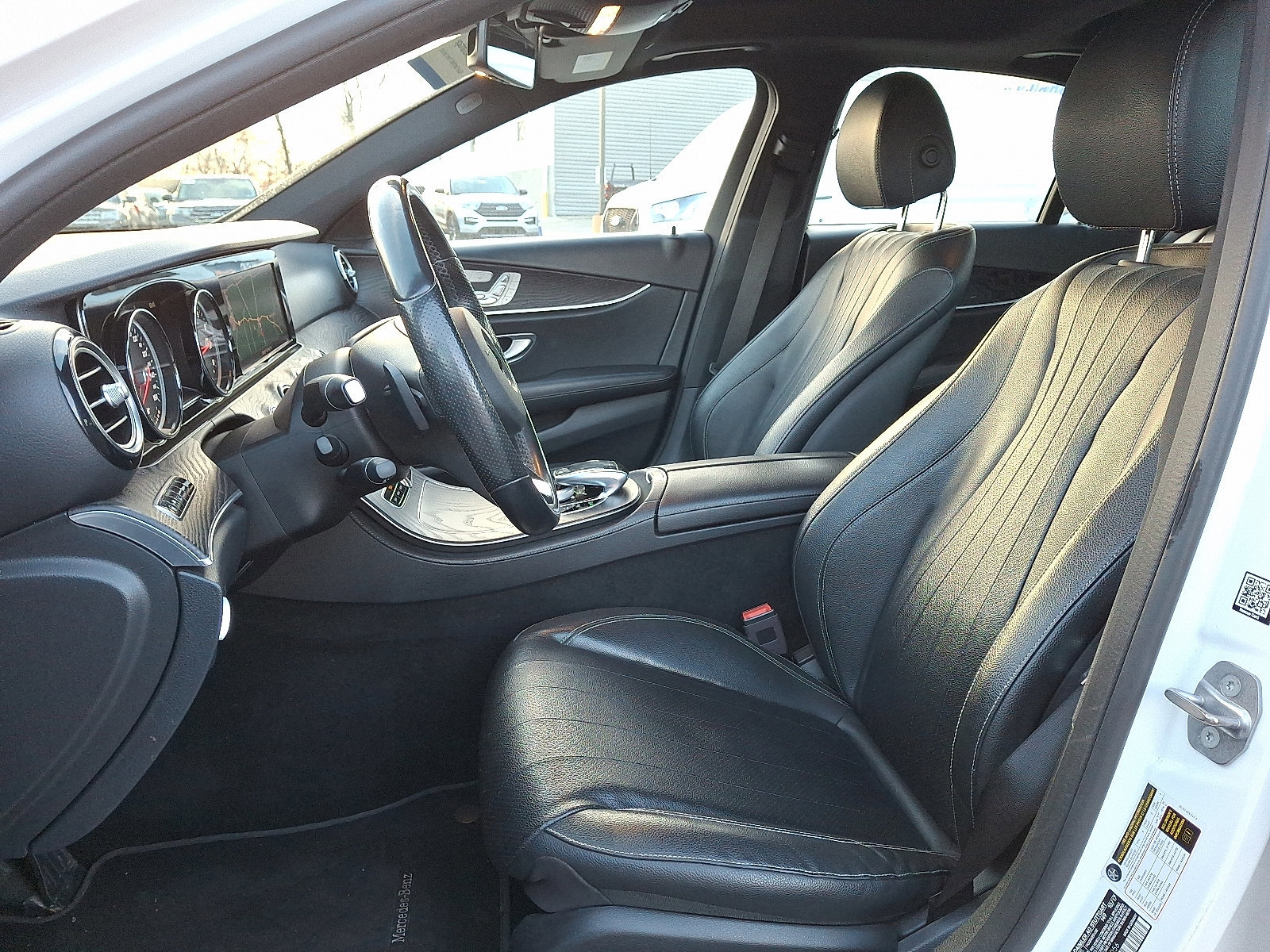 Used 2018 Mercedes-Benz E 300 4MATIC image 16