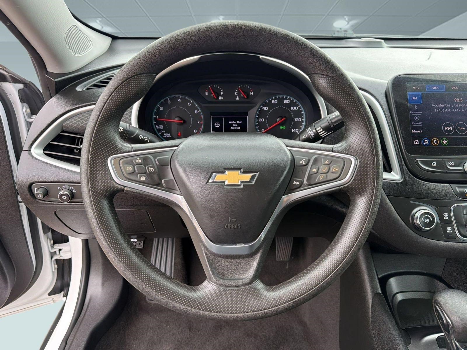 Used 2022 Chevrolet Malibu LS FWD image 16